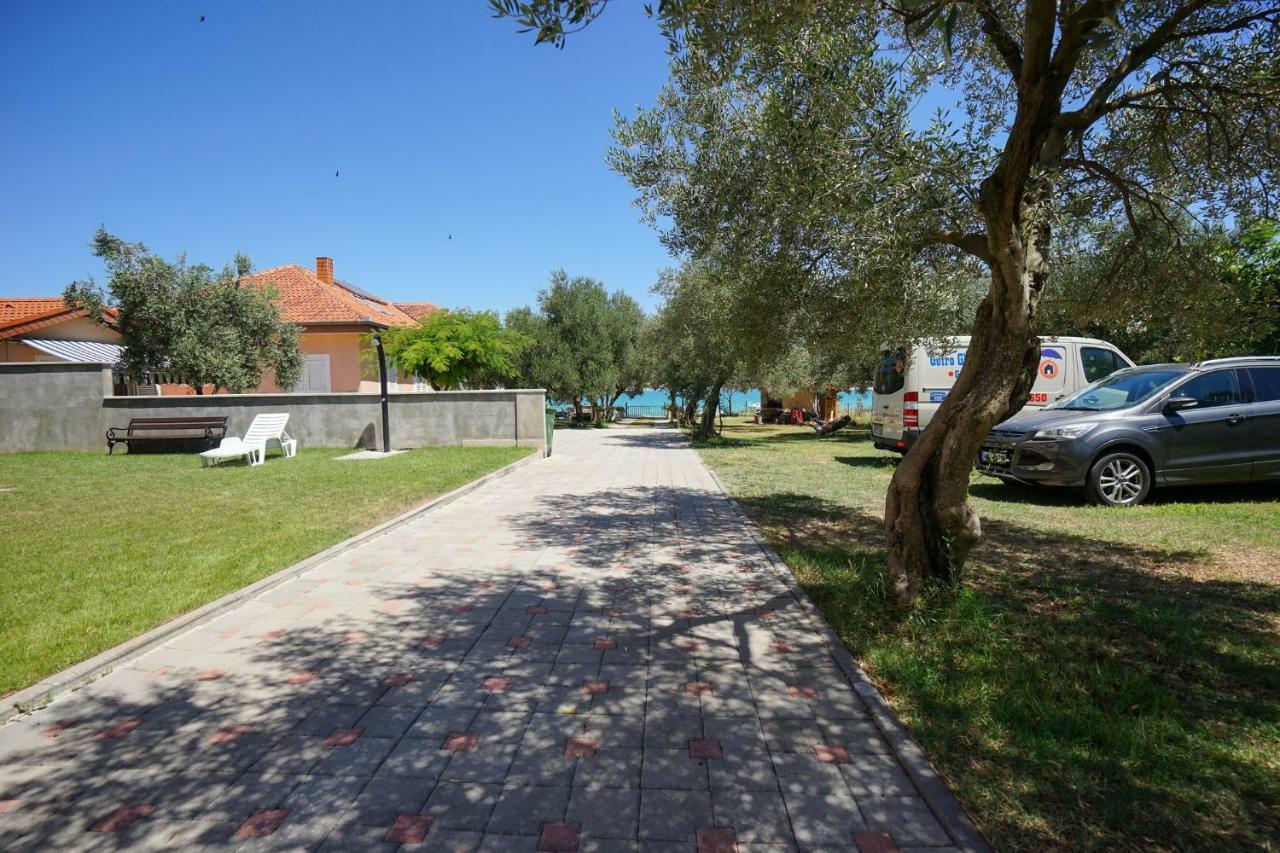 Apartments Nika Sukošan Esterno foto
